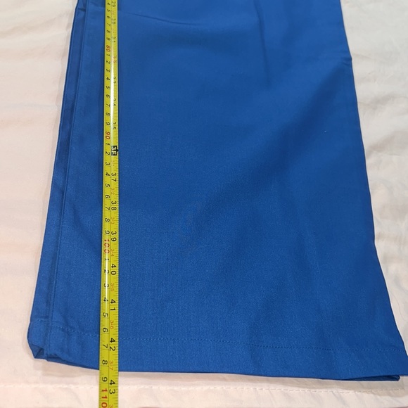 AllHeart V-Neck Top & Drawstring Pant Scrub Set - Picture 10 of 11